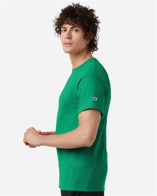 Champion T425 Unisex Classic T-Shirt - Kelly Green - model side