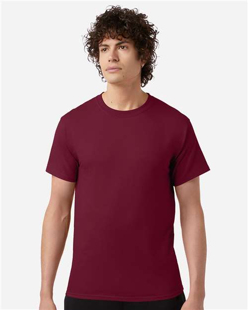 Champion T425 Unisex Classic T-Shirt - Cardinal - model front