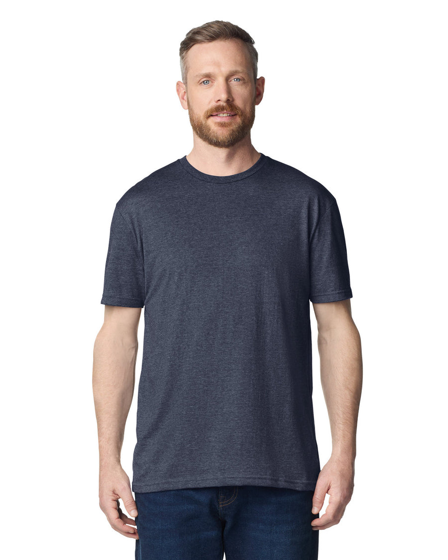 Gildan 980 Unisex Softstyle Lightweight T-Shirt - Navy - model front