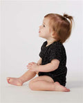 Rabbit Skins 4424 Infant Fine Jersey Bodysuit - Black Leopard - model side