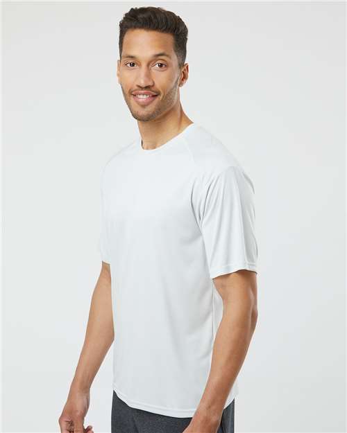 Paragon 200 Unisex Islander Performance T-Shirt - Aluminum - model side
