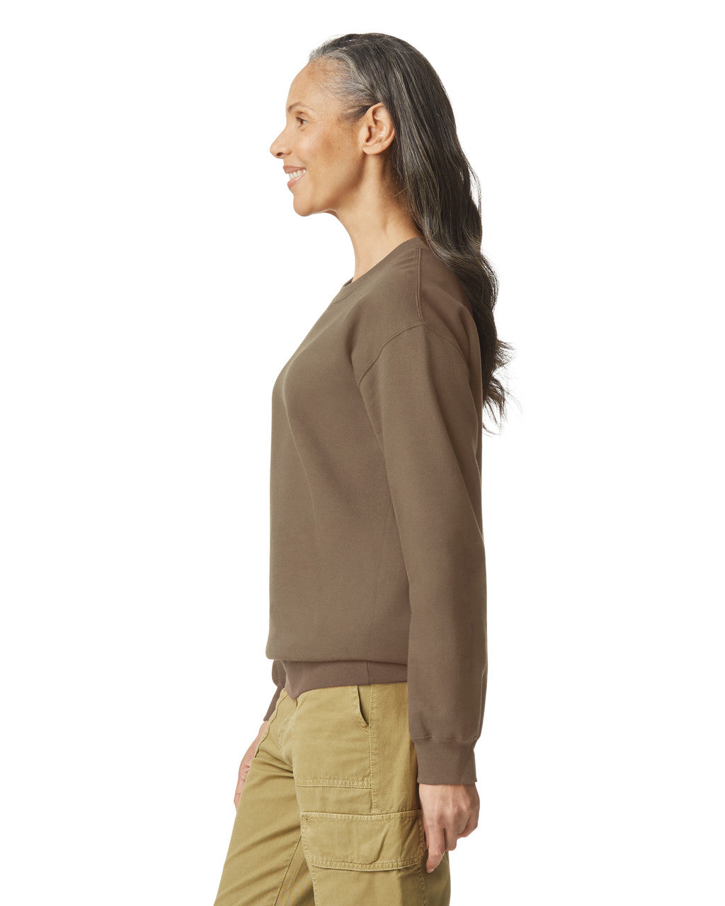 Gildan SF000 Unisex Softstyle Midweight Crewneck Sweatshirt - Brown Savana - model side